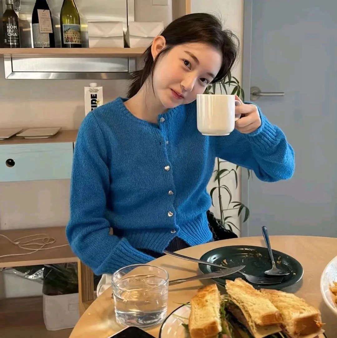 惠特妮封面